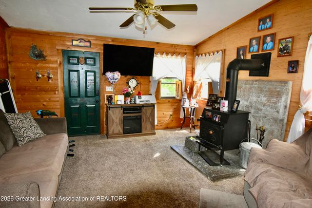 424 E Columbia Street, Mason, MI 48854