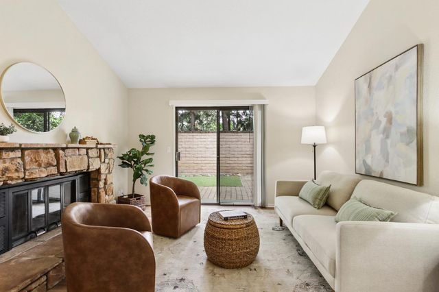 2038 Renoir Ave, Davis, CA 95618