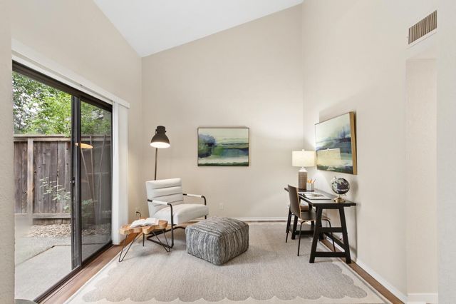 2038 Renoir Ave, Davis, CA 95618