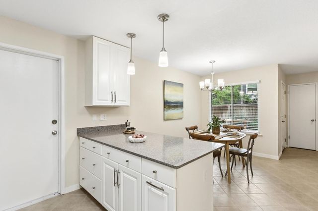 2038 Renoir Ave, Davis, CA 95618