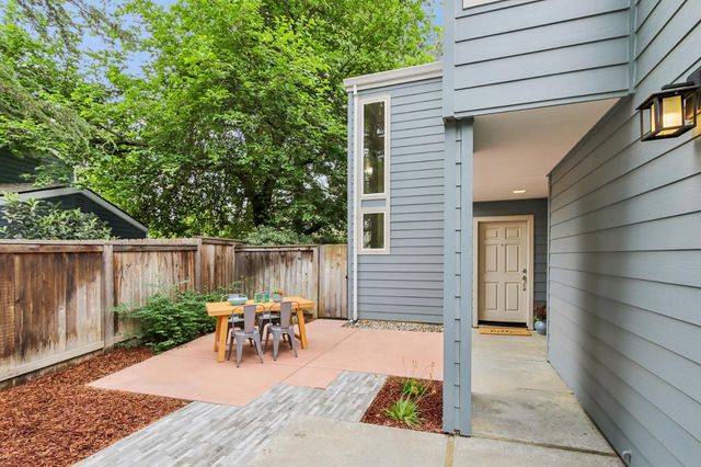 2038 Renoir Ave, Davis, CA 95618