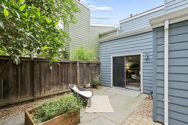 2038 Renoir Ave, Davis, CA 95618