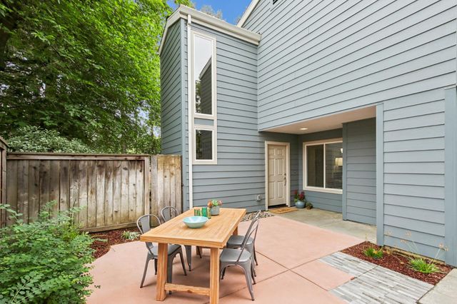 2038 Renoir Ave, Davis, CA 95618