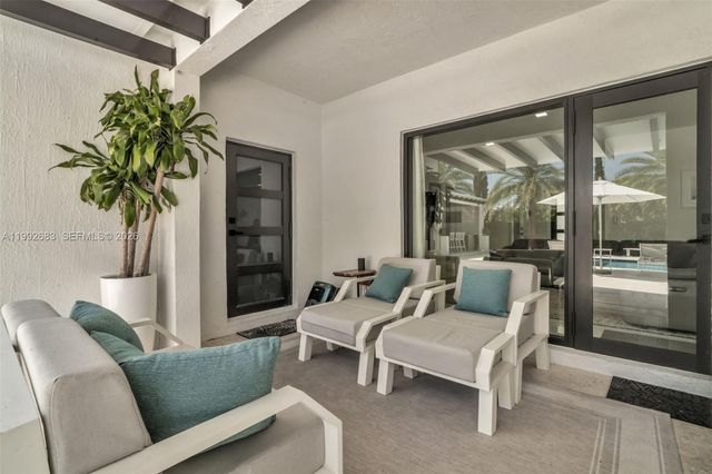 21301 SW 132nd Ct, Miami, FL 33177