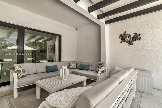 21301 SW 132nd Ct, Miami, FL 33177