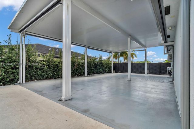 21301 SW 132nd Ct, Miami, FL 33177