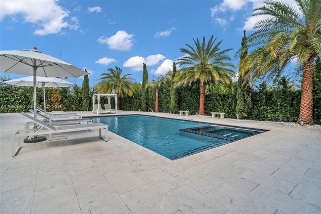 21301 SW 132nd Ct, Miami, FL 33177