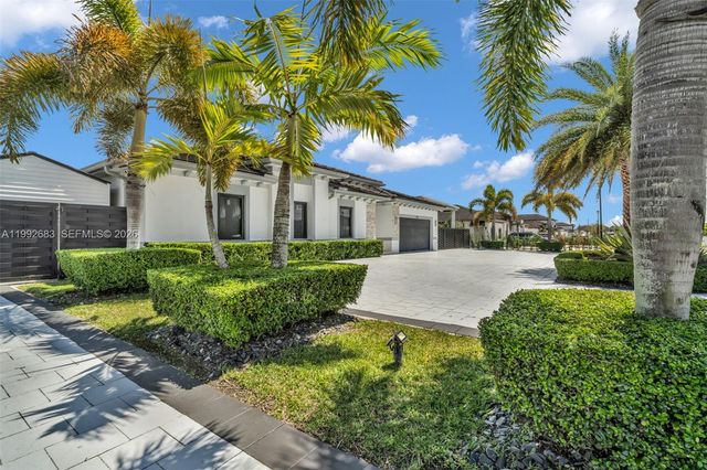 21301 SW 132nd Ct, Miami, FL 33177