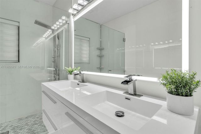 21301 SW 132nd Ct, Miami, FL 33177