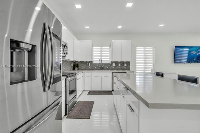 21301 SW 132nd Ct, Miami, FL 33177