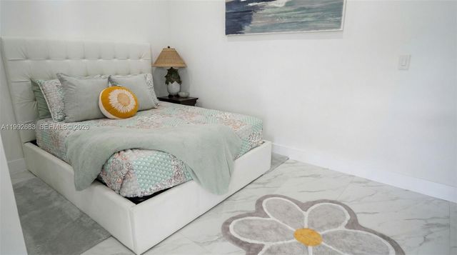 21301 SW 132nd Ct, Miami, FL 33177