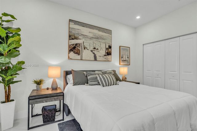 21301 SW 132nd Ct, Miami, FL 33177