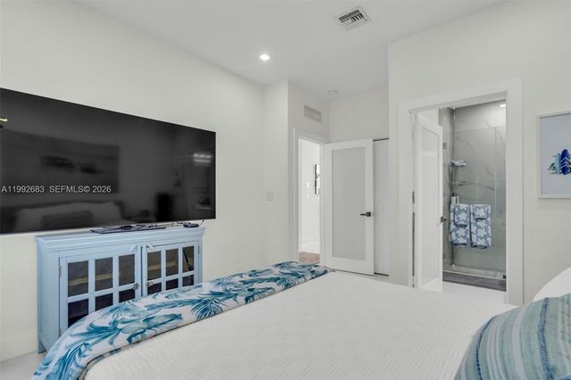 21301 SW 132nd Ct, Miami, FL 33177