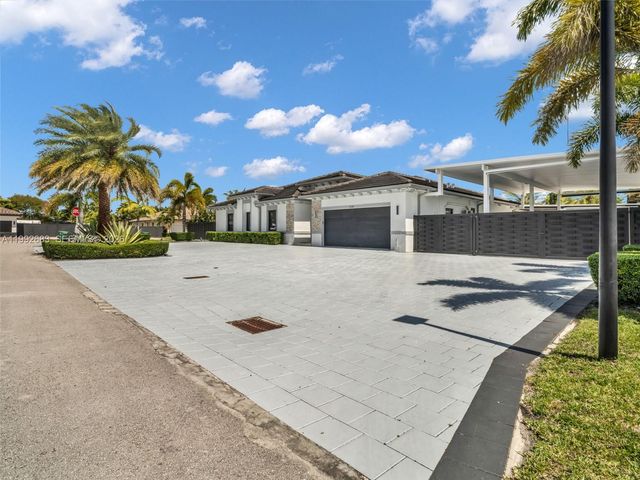 21301 SW 132nd Ct, Miami, FL 33177