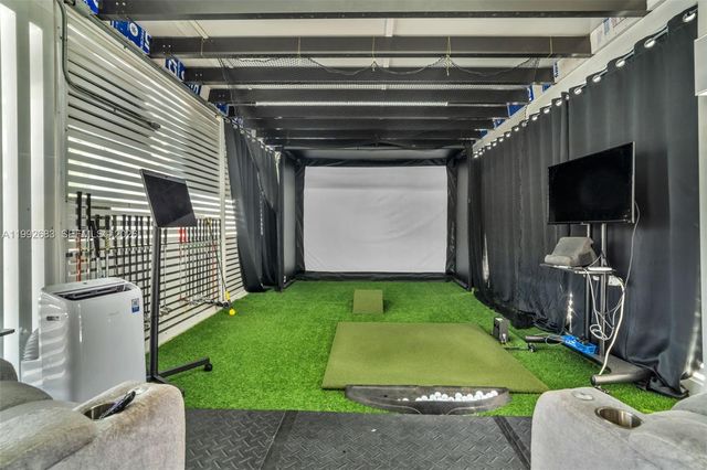 21301 SW 132nd Ct, Miami, FL 33177