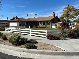 2825 E Jackson, Orange, CA 92867
