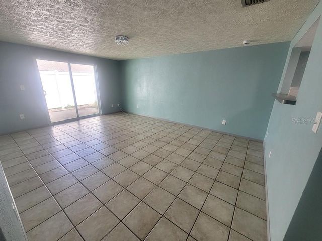 5709 SILVER SPUR DRIVE, Holiday, FL 34690