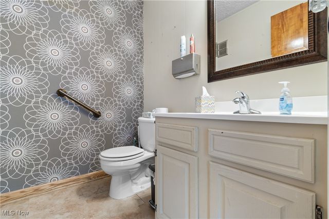 2406 S Union Avenue, Alliance, OH 44601