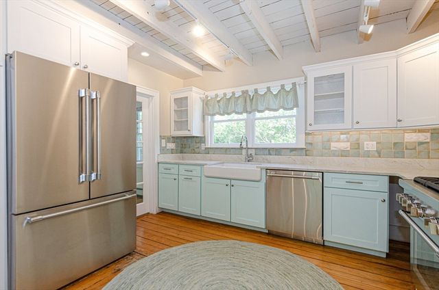 1089 Main Street, Barnstable, MA 02635