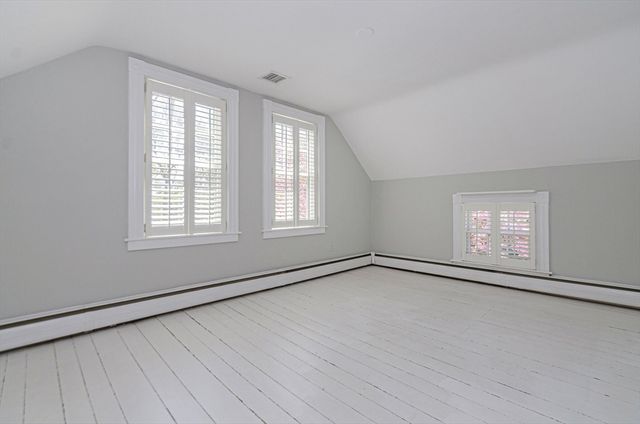 1089 Main Street, Barnstable, MA 02635