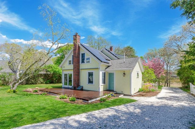 1089 Main Street, Barnstable, MA 02635