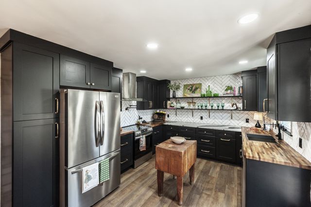 895 Harsh Ln, Castalian Springs, TN 37031