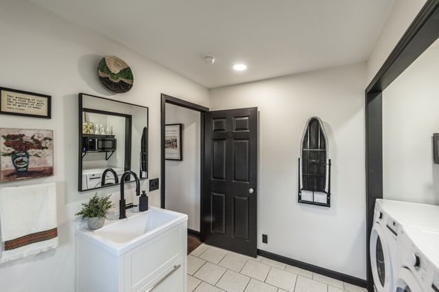 895 Harsh Ln, Castalian Springs, TN 37031