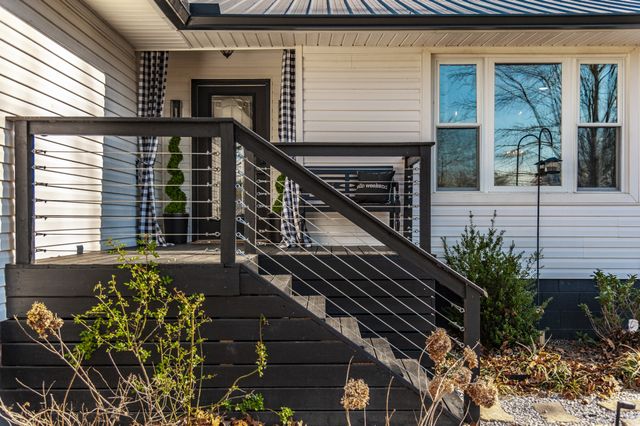 895 Harsh Ln, Castalian Springs, TN 37031