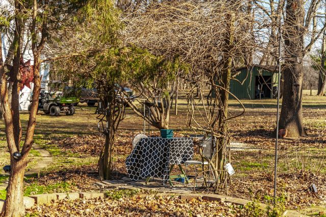 895 Harsh Ln, Castalian Springs, TN 37031