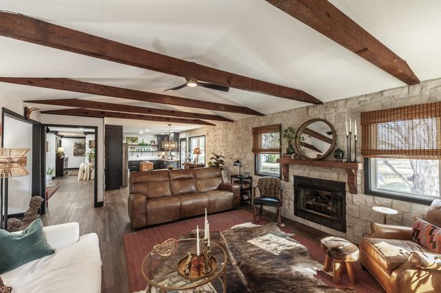 895 Harsh Ln, Castalian Springs, TN 37031