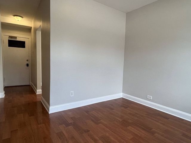 5135 S Kenwood Avenue 507, Chicago, IL 60615