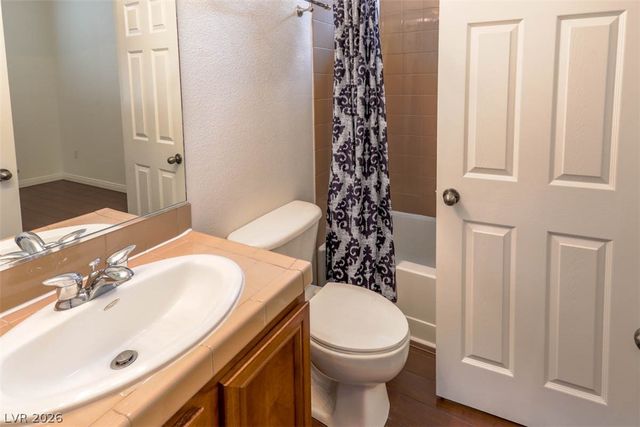 7625 GRASSY BANK Street, Las Vegas, NV 89139