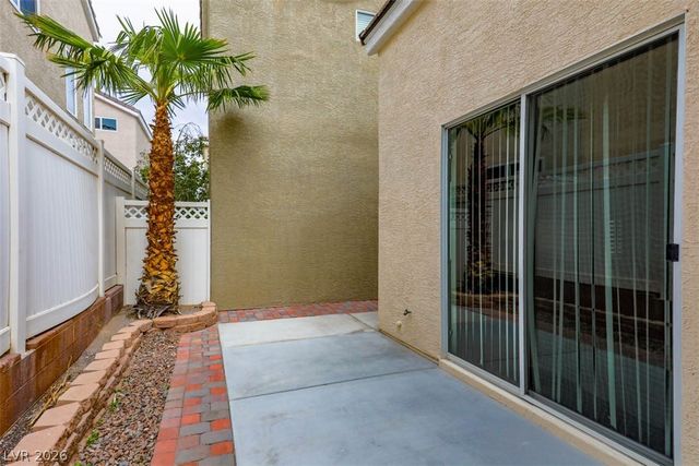 7625 GRASSY BANK Street, Las Vegas, NV 89139
