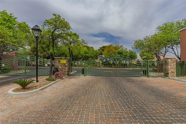 7625 GRASSY BANK Street, Las Vegas, NV 89139