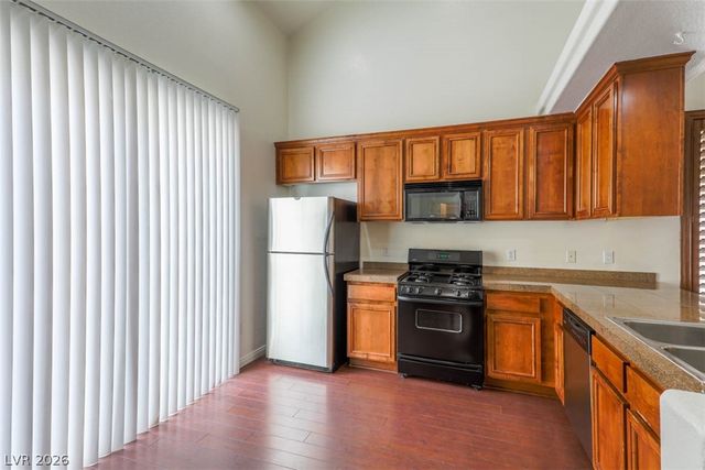 7625 GRASSY BANK Street, Las Vegas, NV 89139