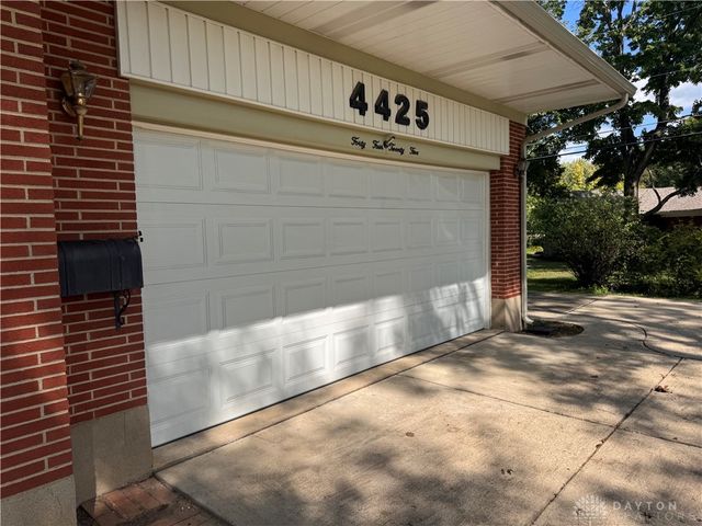 4425 Jonathan Drive, Kettering, OH 45440