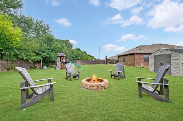 408 Highmeadow Drive, Aubrey, TX 76227