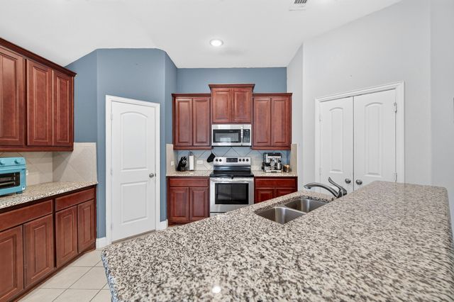 408 Highmeadow Drive, Aubrey, TX 76227