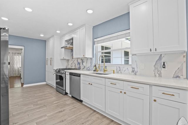 231 LIME CIRCLE S, Dunedin, FL 34698