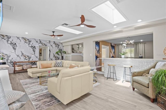 231 LIME CIRCLE S, Dunedin, FL 34698