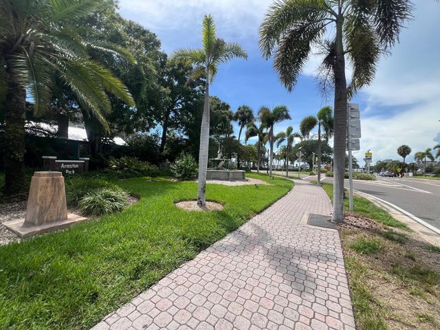 231 LIME CIRCLE S, Dunedin, FL 34698
