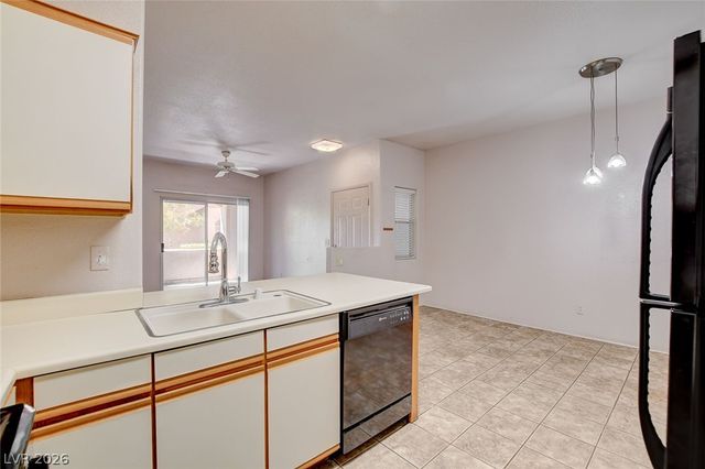 5751 East Hacienda Avenue 123, Las Vegas, NV 89122