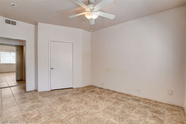 5751 East Hacienda Avenue 123, Las Vegas, NV 89122