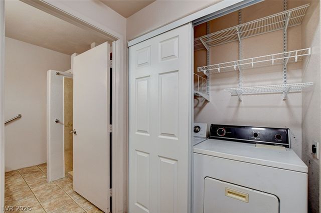 5751 East Hacienda Avenue 123, Las Vegas, NV 89122