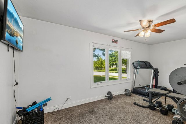 7 Derbyshire Court, Bolingbrook, IL 60440
