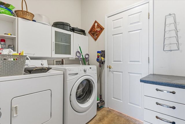 73 Murphy's Trail, Kalamazoo, MI 49009