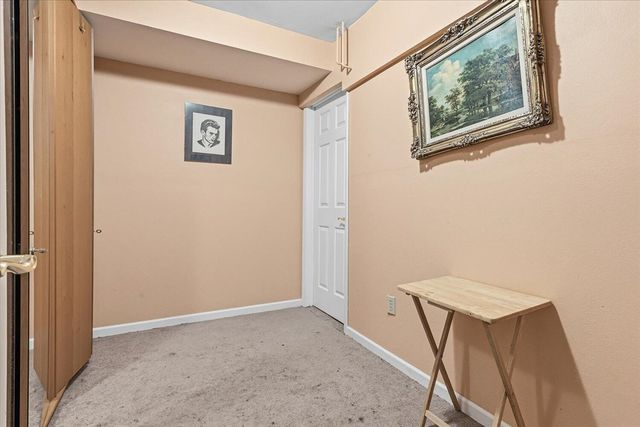 73 Murphy's Trail, Kalamazoo, MI 49009