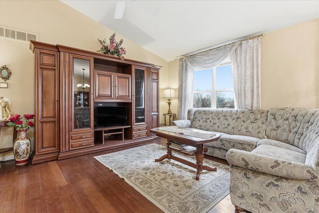 73 Murphy's Trail, Kalamazoo, MI 49009