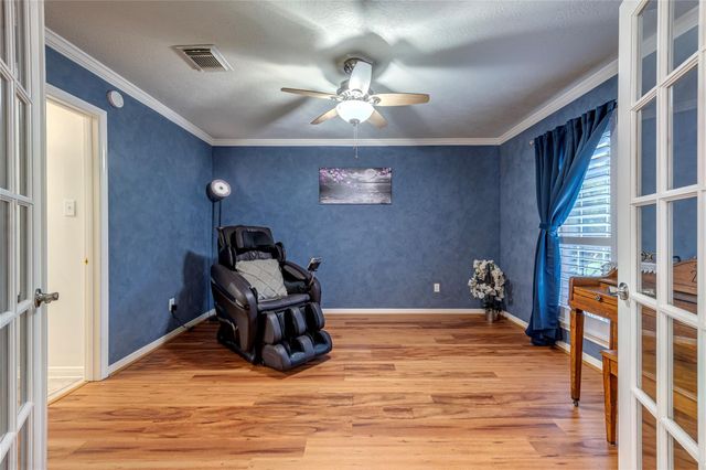 507 Clear Creek Meadows Drive, League City, TX 77573