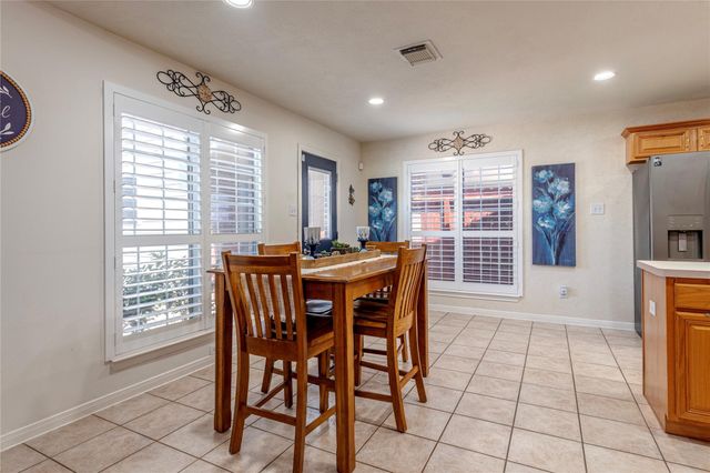 507 Clear Creek Meadows Drive, League City, TX 77573